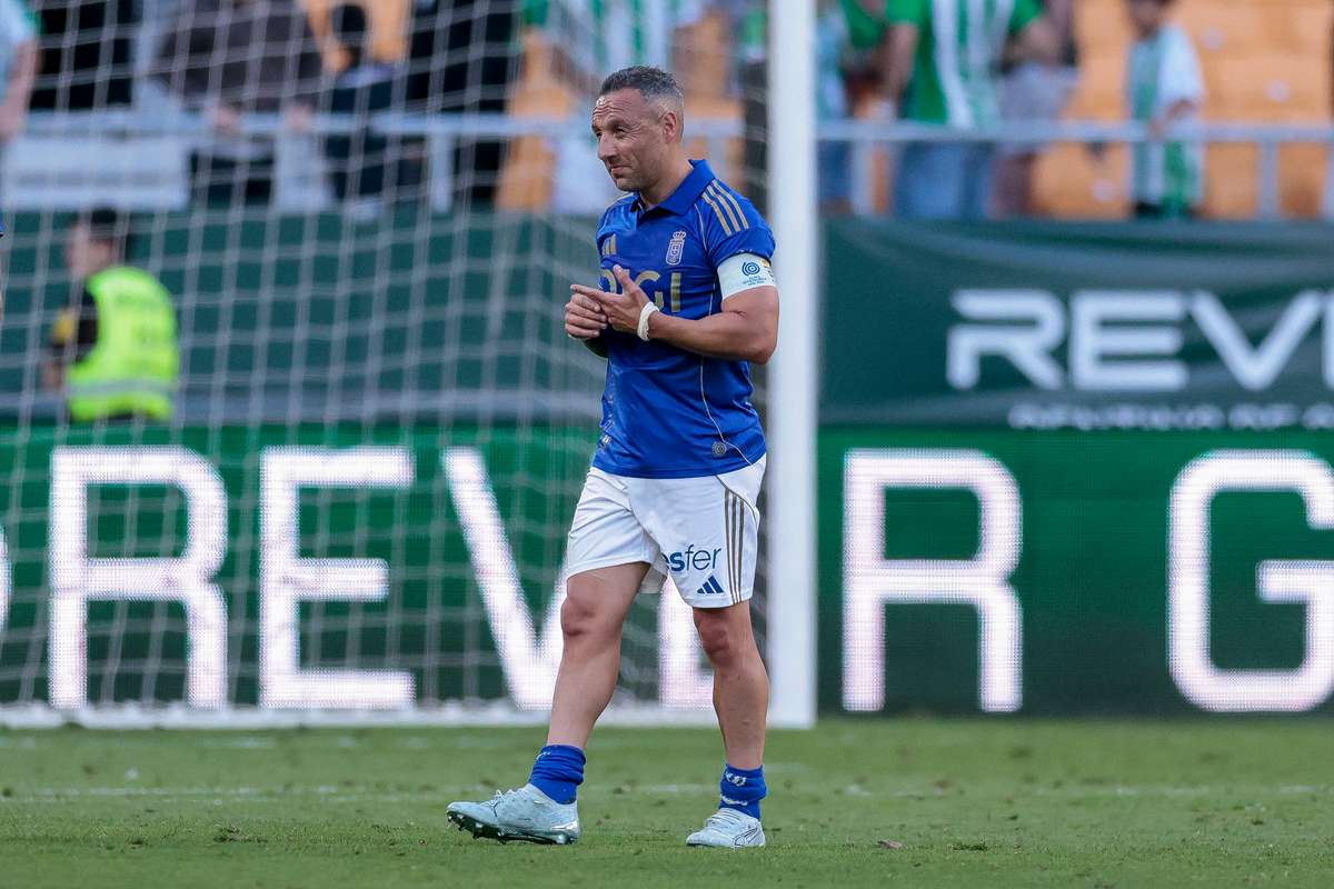 LaLiga: Oviedo com Cazorla e David Carmo torna-se no primeiro embaixador da despromoção