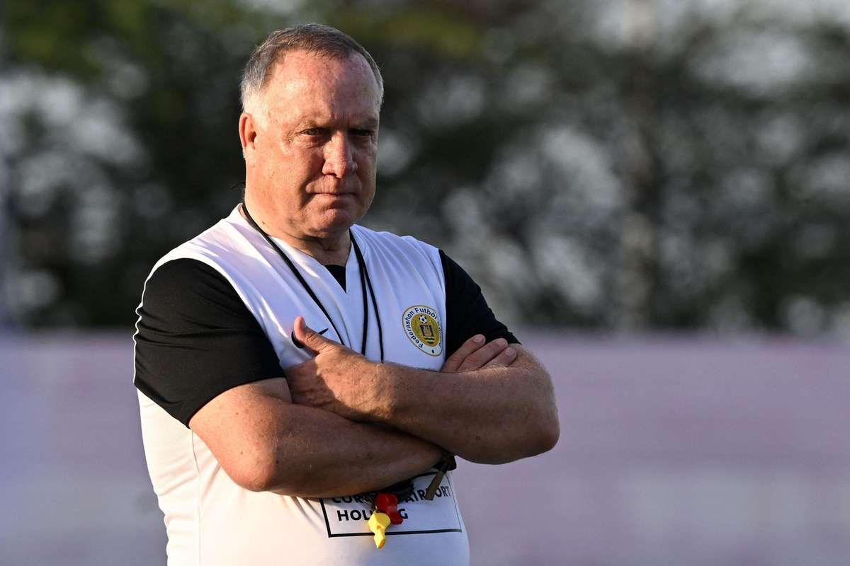 Dick Advocaat regresa incansable a la selección de Curazao justo antes del Mundial