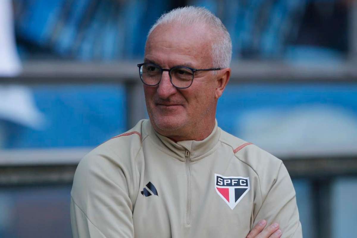 São Paulo procura regresso de Dorival após saída de Roger Machado