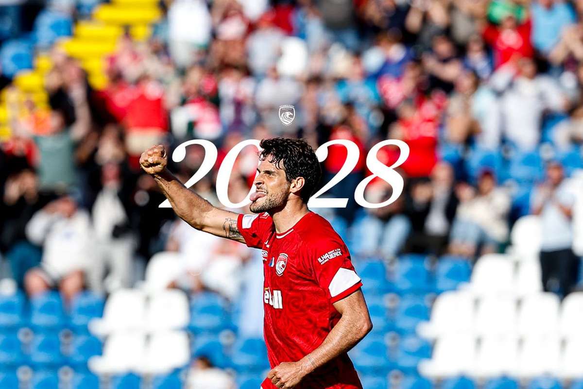 Oficial: Gonçalo Paciência prolonga contrato com o Santa Clara até 2028