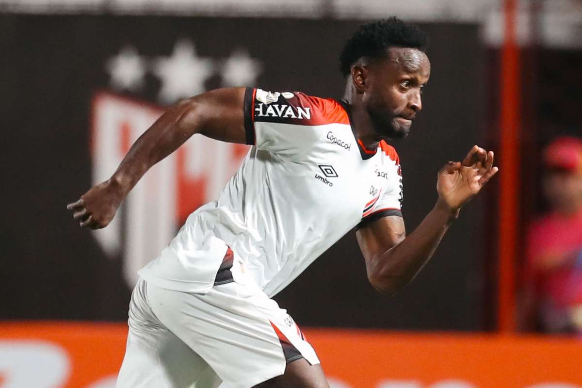Athletico-PR derrota Atlético-GO nos penáltis e avança para as oitavas da Copa do Brasil