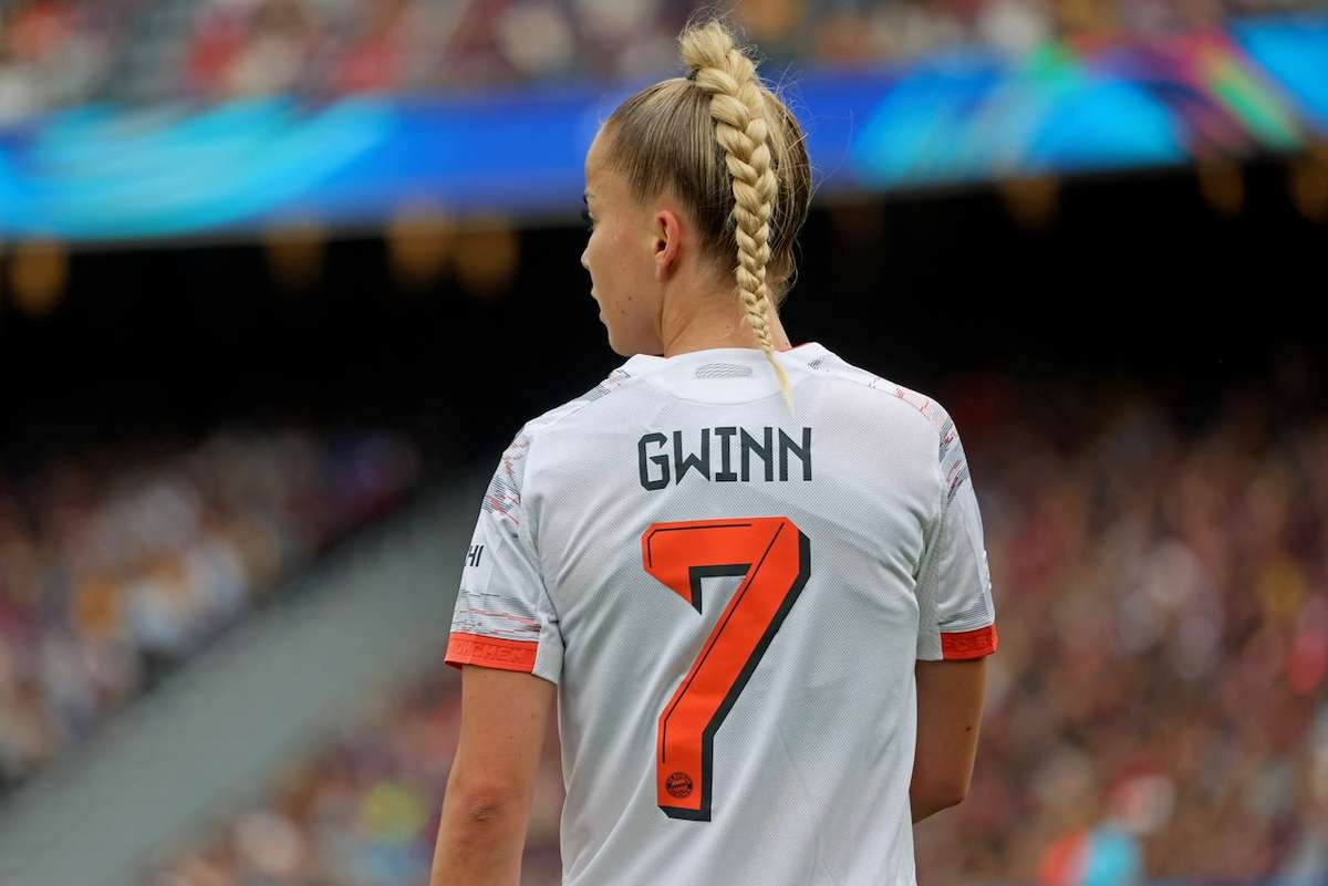 Drohender Ausfall beim DFB Gwinns Schulter erfordert bald eine Operation vor dem Quali Finale gegen Norwegen