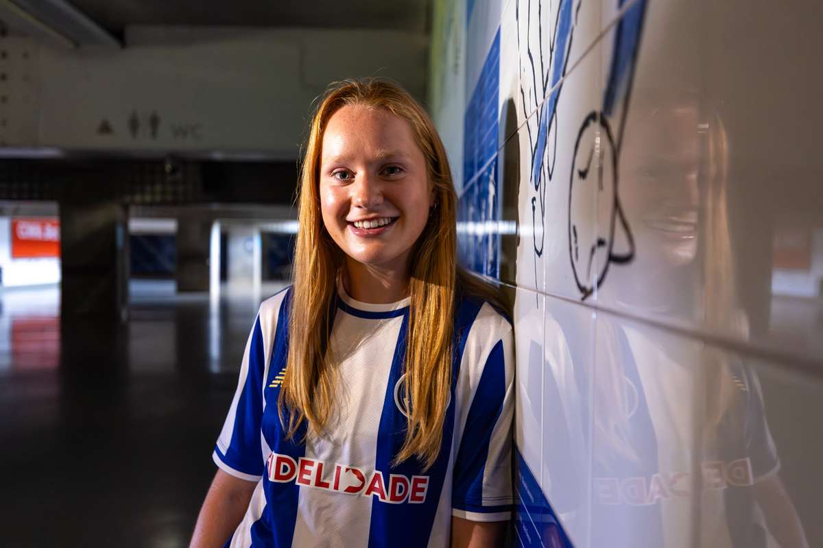 Eliza Turner estende vínculo com FC Porto até 2028 no setor feminino