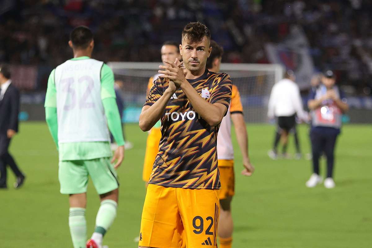 El Shaarawy despede-se de Roma: "Vou-me embora, o dérbi será o meu último jogo"