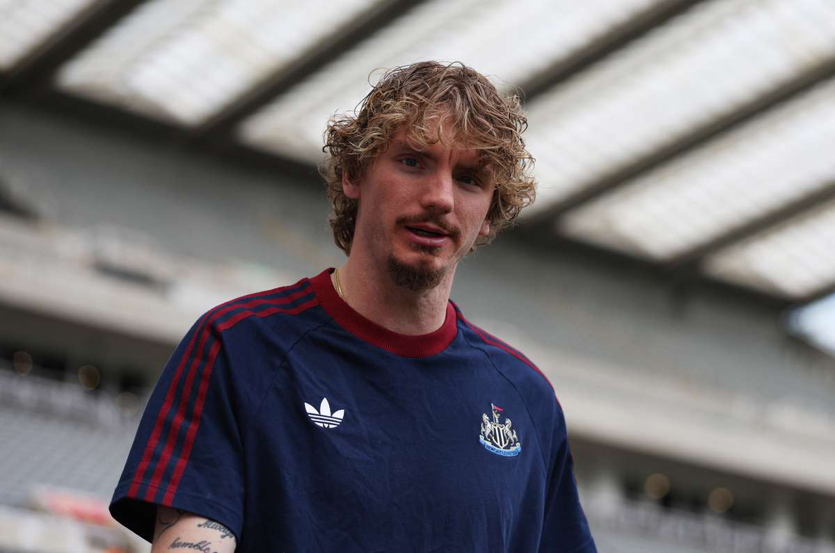 Newcastle enfrenta a séria possibilidade de perder Nick Woltemade no verão