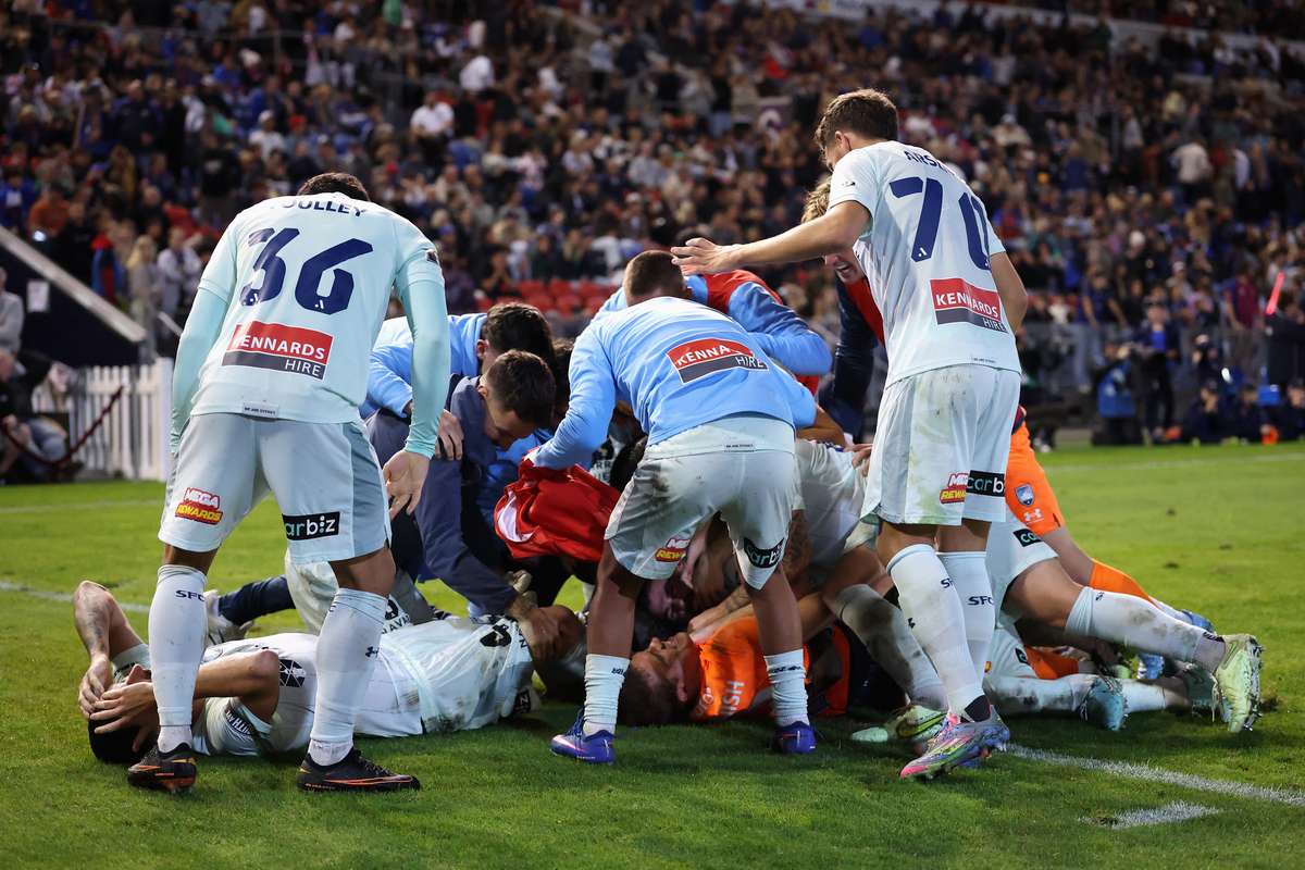 Sydney FC edge past Newcastle Jets on penalties to reach A-League Grand Final