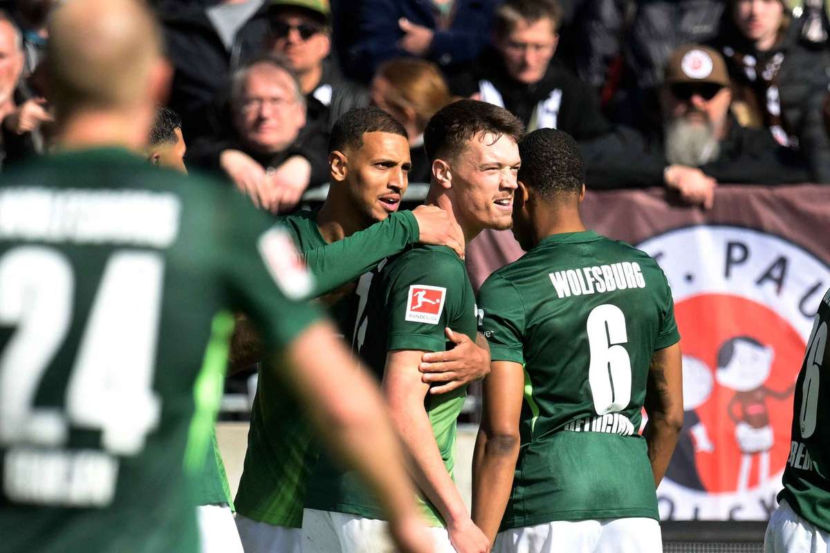Wolfsburg earn stay of execution in Bundesliga after vital win sends St Pauli down