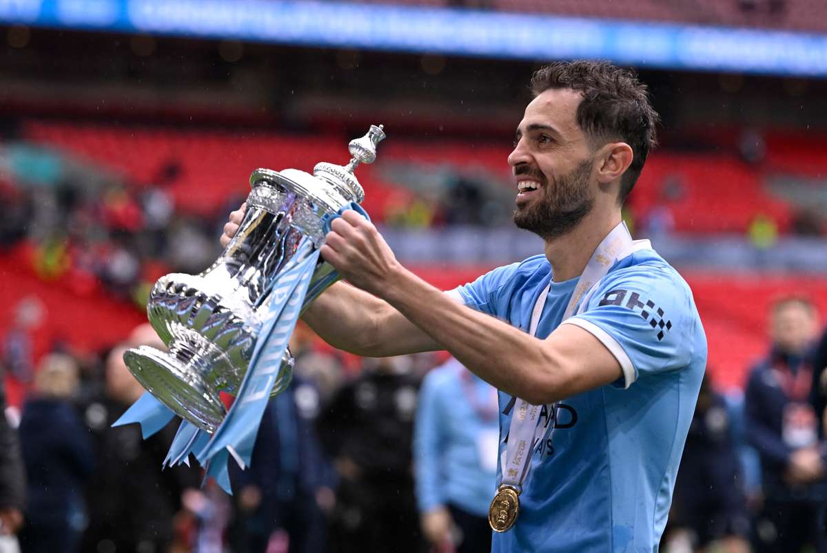Bernardo Silva antes da despedida: "Mantemos o sonho de ganhar a Premier League"