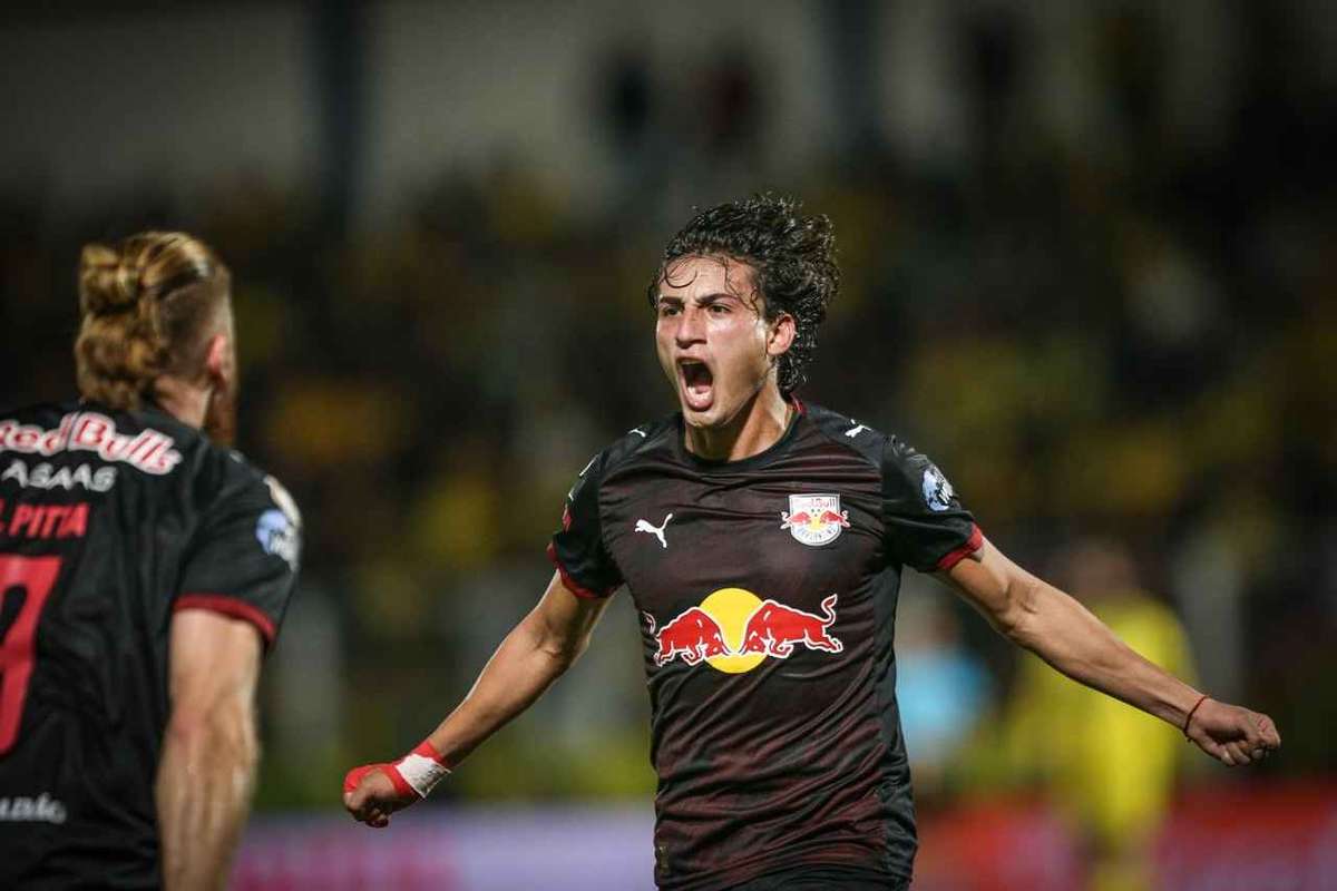 Bragantino diante do Vitória como acompanhar e prováveis formações no Brasileirão