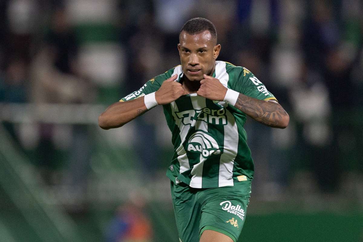 Duelo da Chapecoense contra o Remo informacoes sobre a transmissao e formacoes no Brasileirao