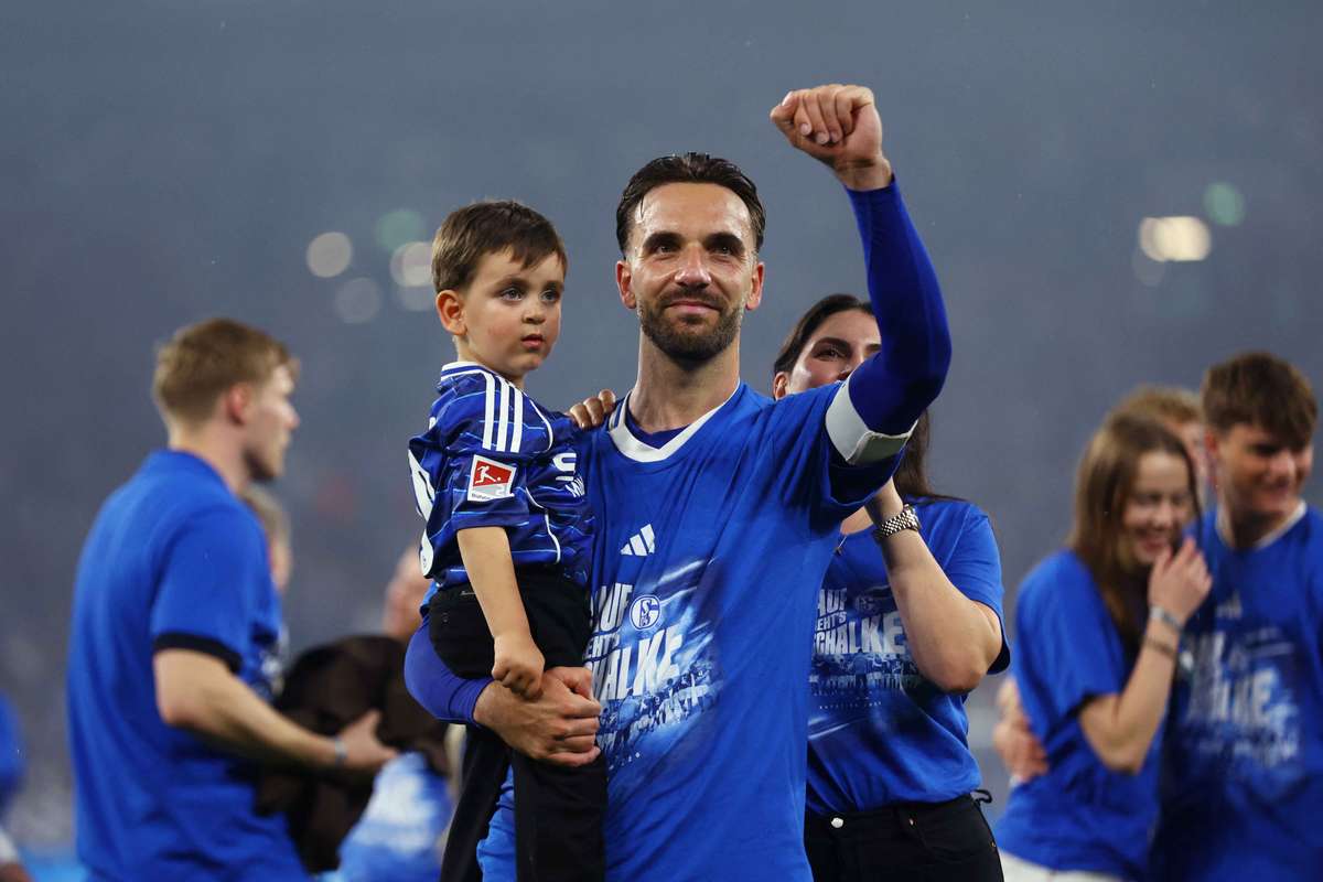 Wesentlicher Faktor für Schalkes Rückkehr DFL wählt Karaman zum Zweitliga Spieler der Saison