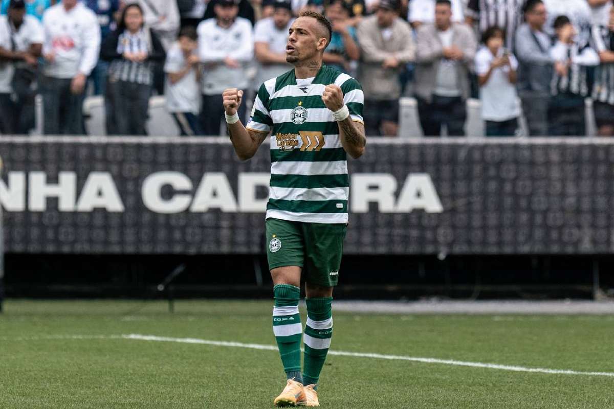 Santos perde ante Coritiba em encontro notado por alteracao controversa de Neymar