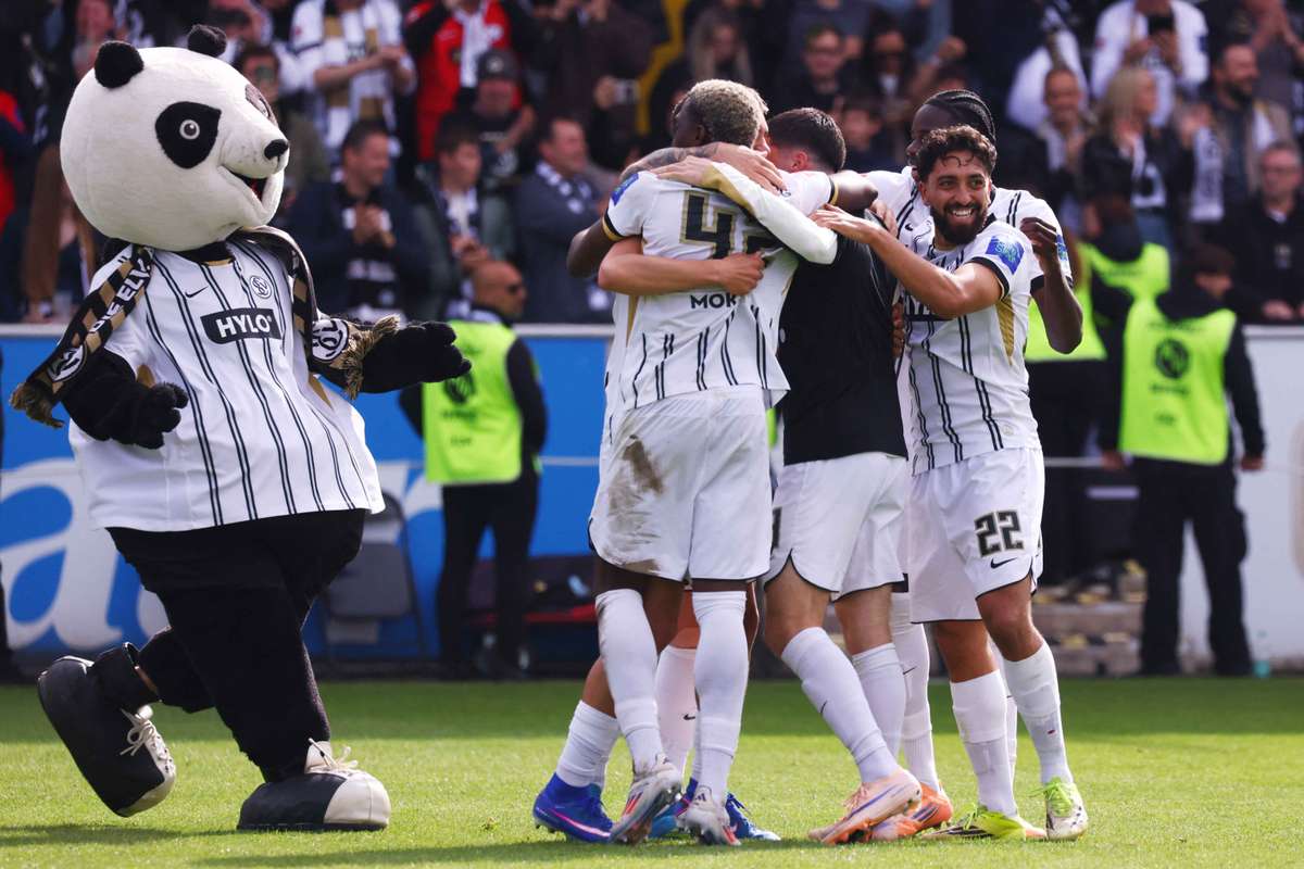 Bundesliga: Pequeno Elversberg surpreende e assegura subida