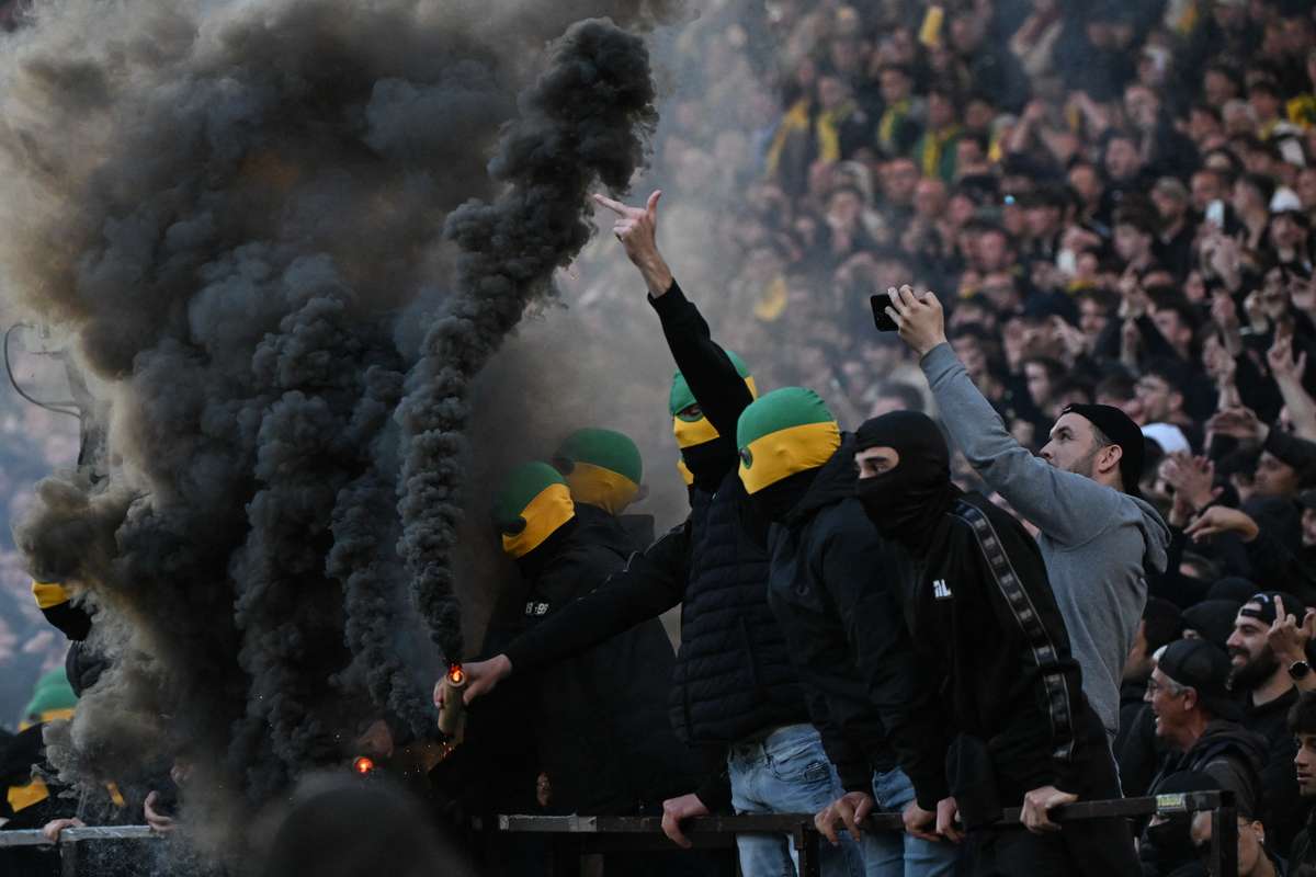 Ligue 1 Nantes e Toulouse interrompido de forma definitiva depois de invasao no campo