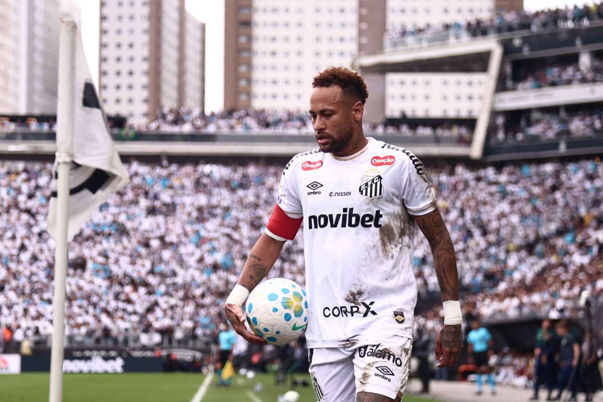 Neymar rejects critique and states he is ready after doing his utmost