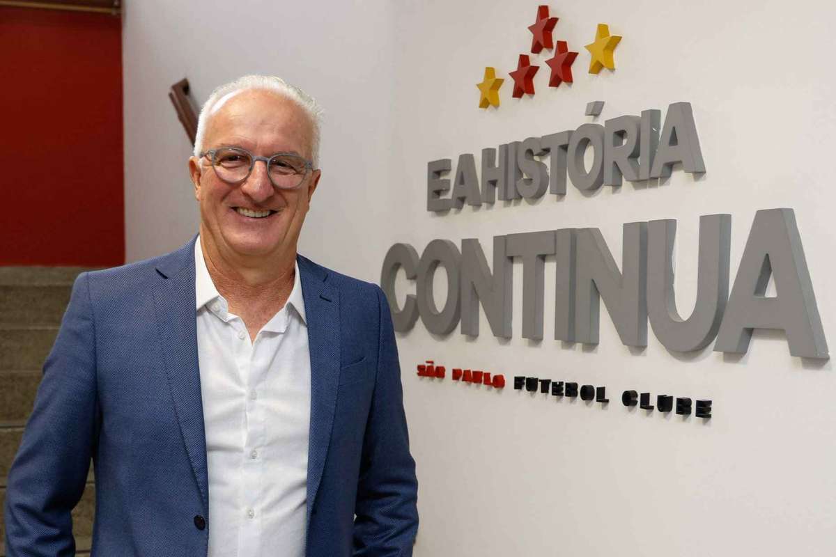 Dorival e apresentado no Sao Paulo e afirma que nao vai recomecar a equipa do zero