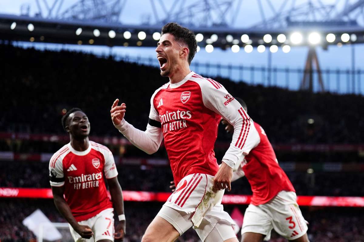 Arsenal supera seu recorde proprio de golos de bola parada na Premier League contra o Burnley
