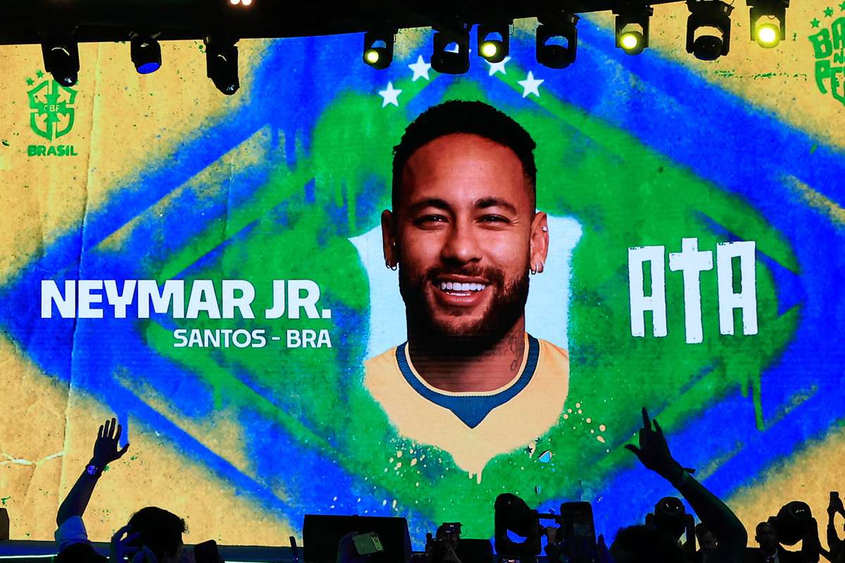 Ancelotti justifica inclusão de Neymar e indica a posição na Copa