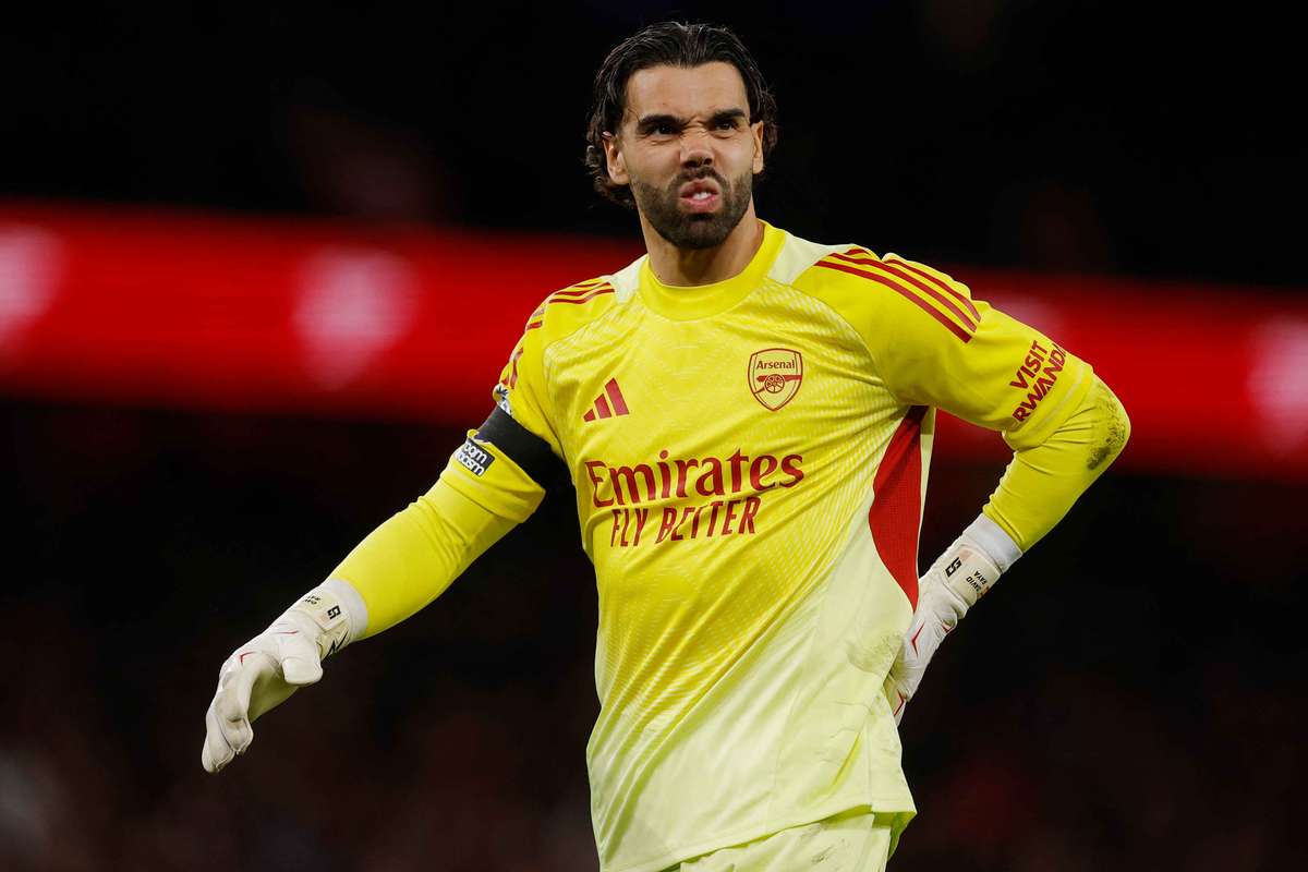 Arteta expresa su preocupación por el cansancio de David Raya