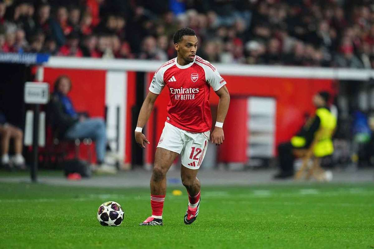 Mundial 2026: Ronald Koeman duvida da forma fisica de Jurrien Timber do Arsenal para os Paises Baixos