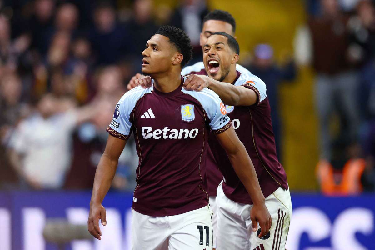Aston Villa čerpá z historie ve snaze skoncovat s érou bez trofejí ve finále Evropské ligy