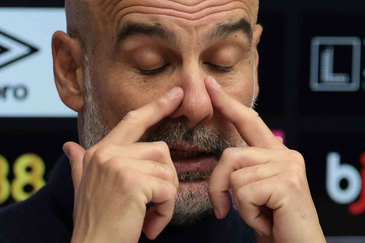 Guardiola keeps quiet on Manchester City future with title hopes fading