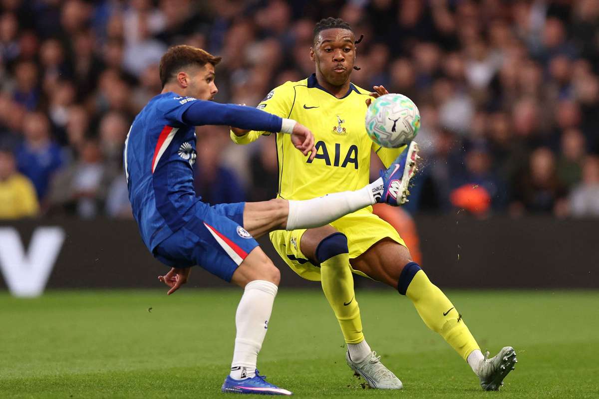 Premier League Chelsea bate Tottenham por dois a um e deixa West Ham de Nuno Espirito Santo na luta