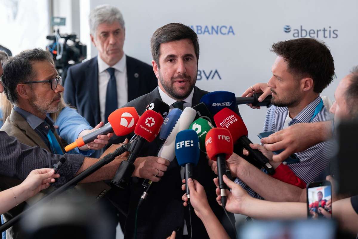 Enrique Riquelme apela a la "ética" para ganar a Florentino
