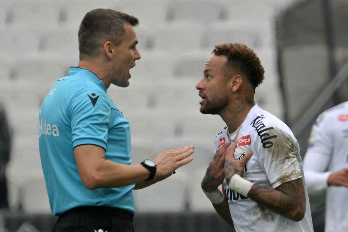 Santos pede anulação de jogo após erro em substituição de Neymar contra o Coritiba