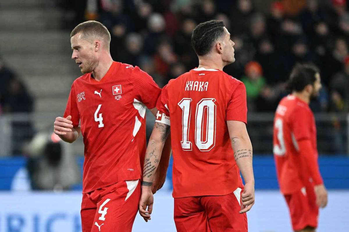 Xhaka, Embolo e Akanji lideram lista de convocados da Suíça para Copa do Mundo