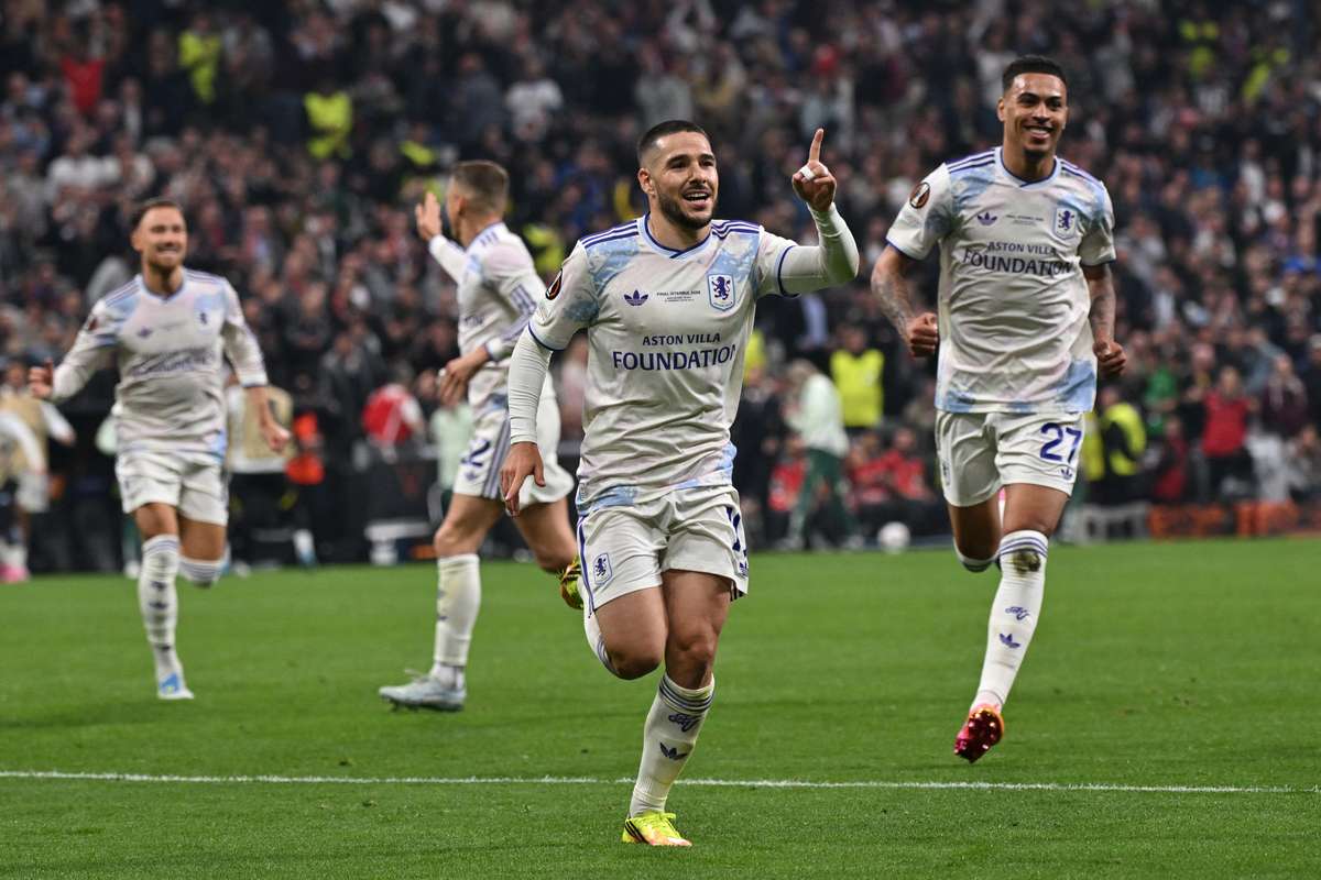 Clinical Aston Villa ease past Freiburg to end 30-year wait for major trophy in style