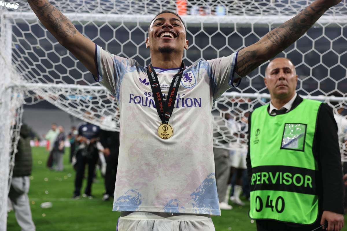 Aston Villa "a tenu ses promesses", selon Morgan Rogers