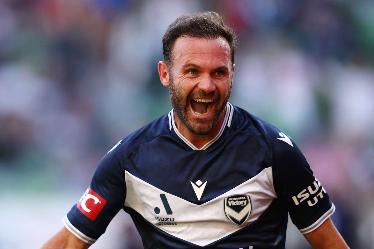 Juan Mata eleito Jogador do Ano na Austrália: "Senti que era o sítio certo para jogar futebol"