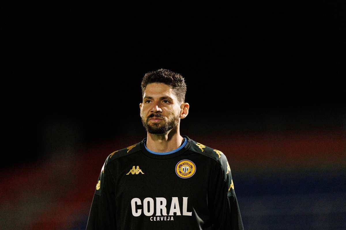 Oficial: Guarda-redes Lucas França revela despedida do Nacional após quatro temporadas