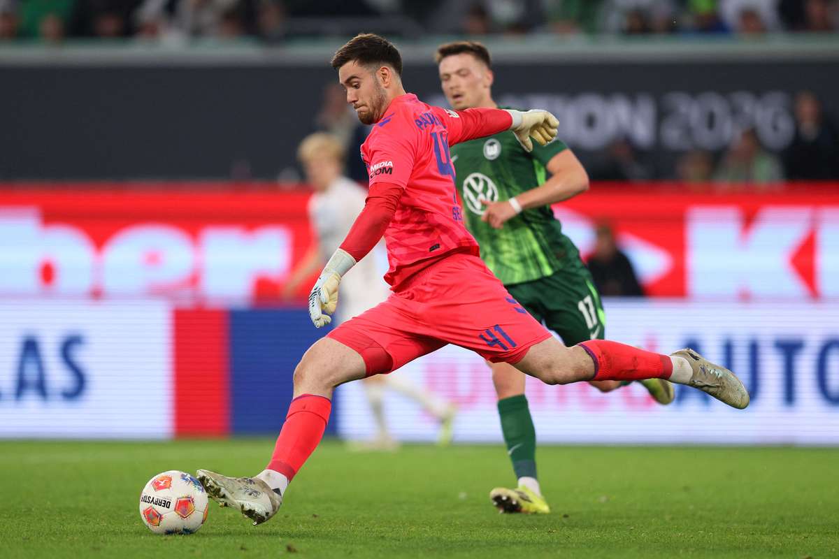 Bundesliga: Seimen stops Wolfsburg and play-off will be decided in the second leg in Paderborn (0-0)