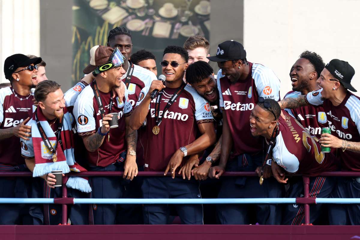 Birmingham célèbre les héros d'Aston Villa après leur triomphe en Ligue Europa