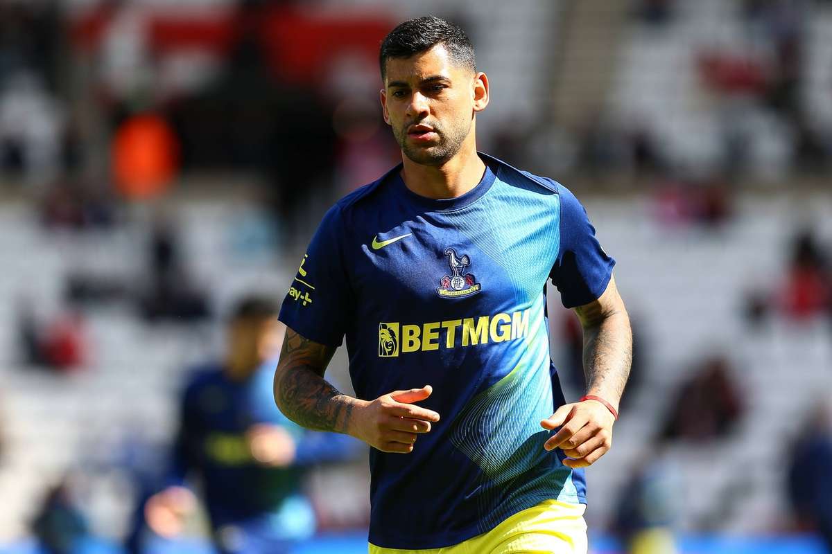 Romero, capitão do Tottenham, abandona a equipa antes do jogo decisivo com o Everton