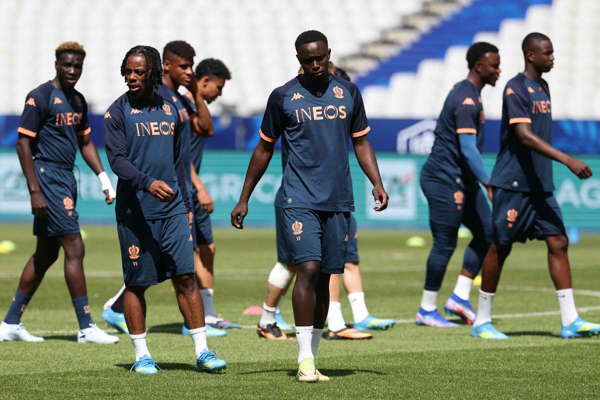 Nice dalam kekacauan saat mereka mencari kejayaan Coupe de France pada Jumat melawan Lens yang sedang dalam performa terbaik