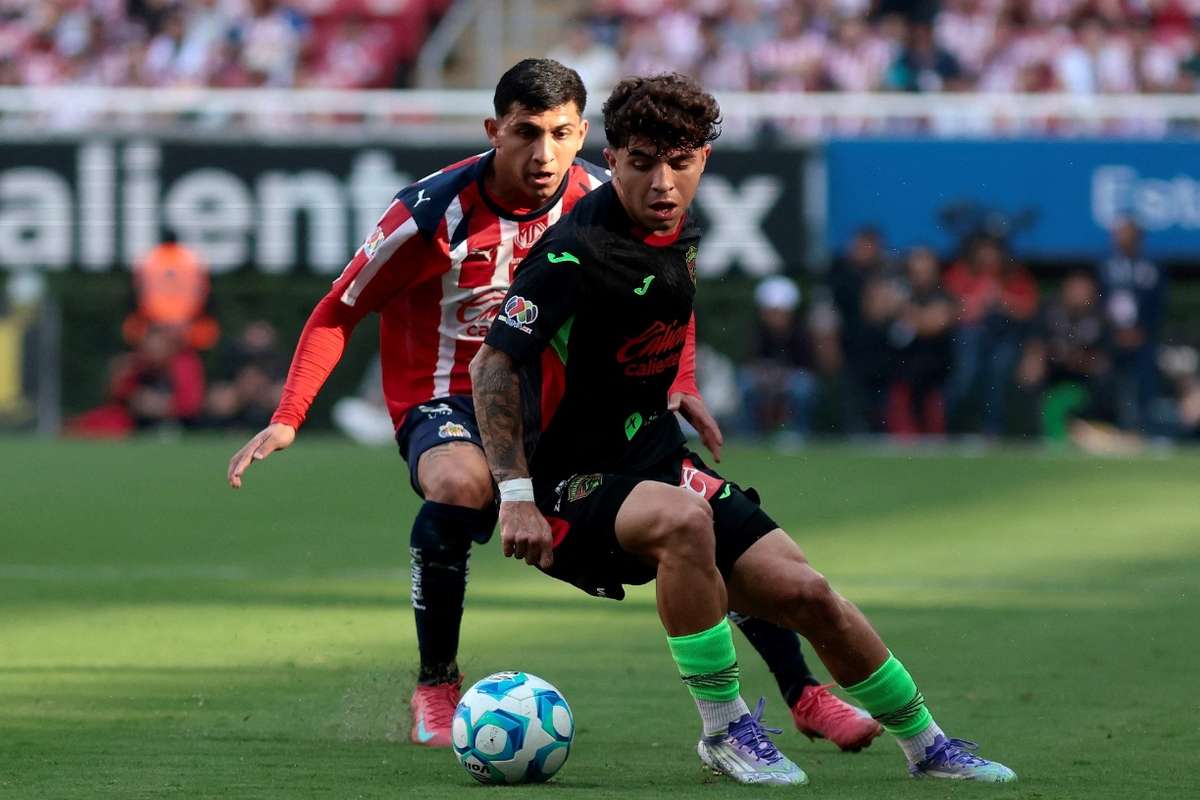 Denzell García: la perla que se aproxima a Chivas