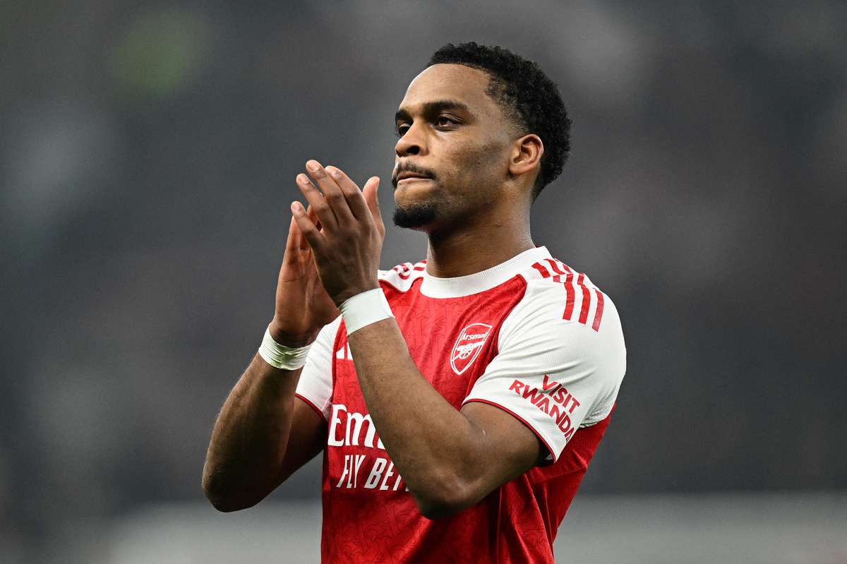 'Saya di jalur yang benar': Jurrien Timber dari Arsenal memberikan pembaruan positif tentang cedera