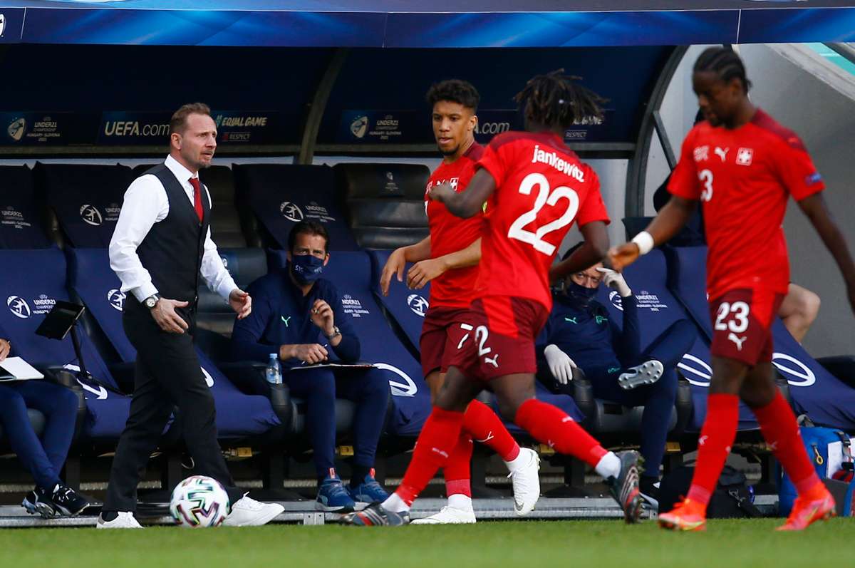 Lustrinelli abandona os campeões suíços Thun para assumir o comando do Union Berlin
