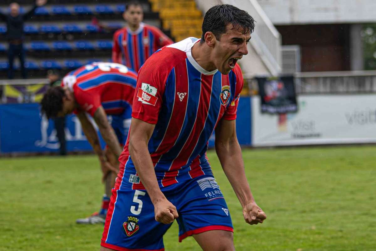 Sub-21: Tiago Parente substitui Roger Fernandes nos convocados de Portugal