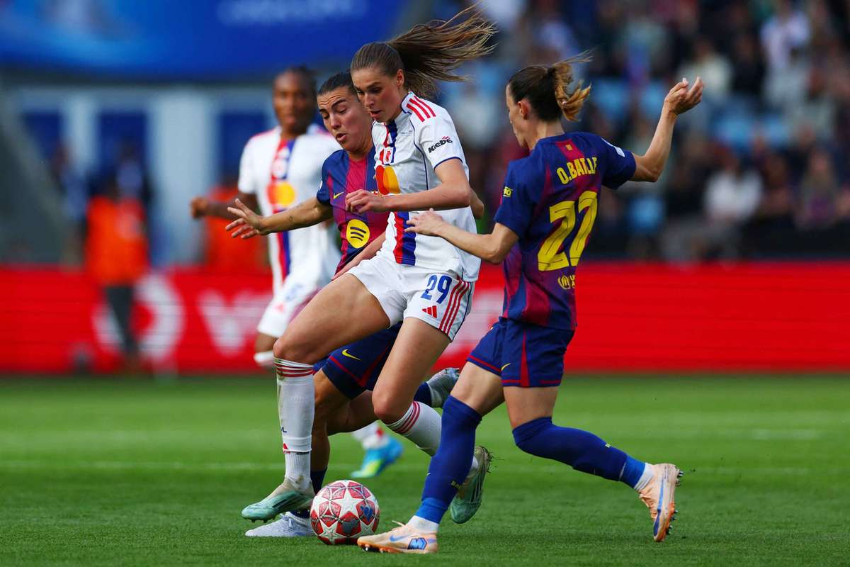 Jule Brand verliert Champions-League-Finale mit Lyon - Pajor "glücklich und stolz"