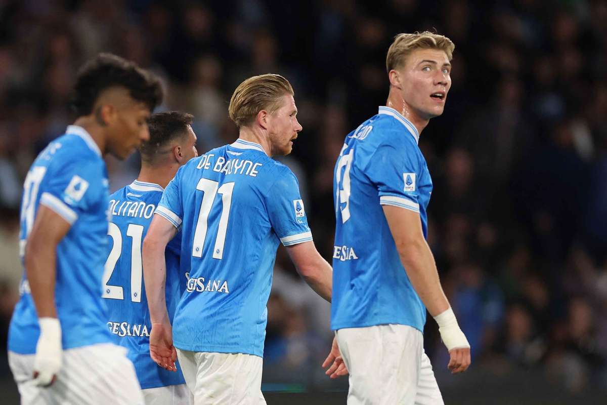 Serie A: Nápoles recusa proposta de aquisição americana de 2 mil milhões de euros