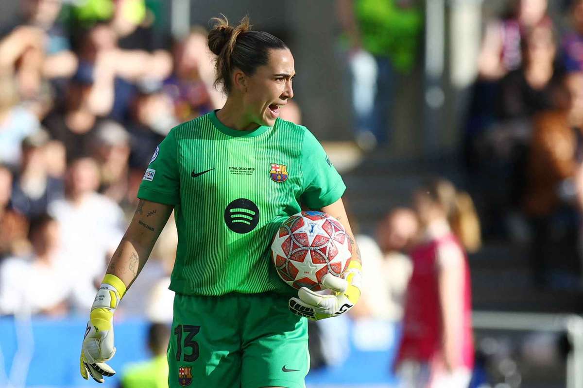 Cata Coll critique les dépenses de l'OL féminin
