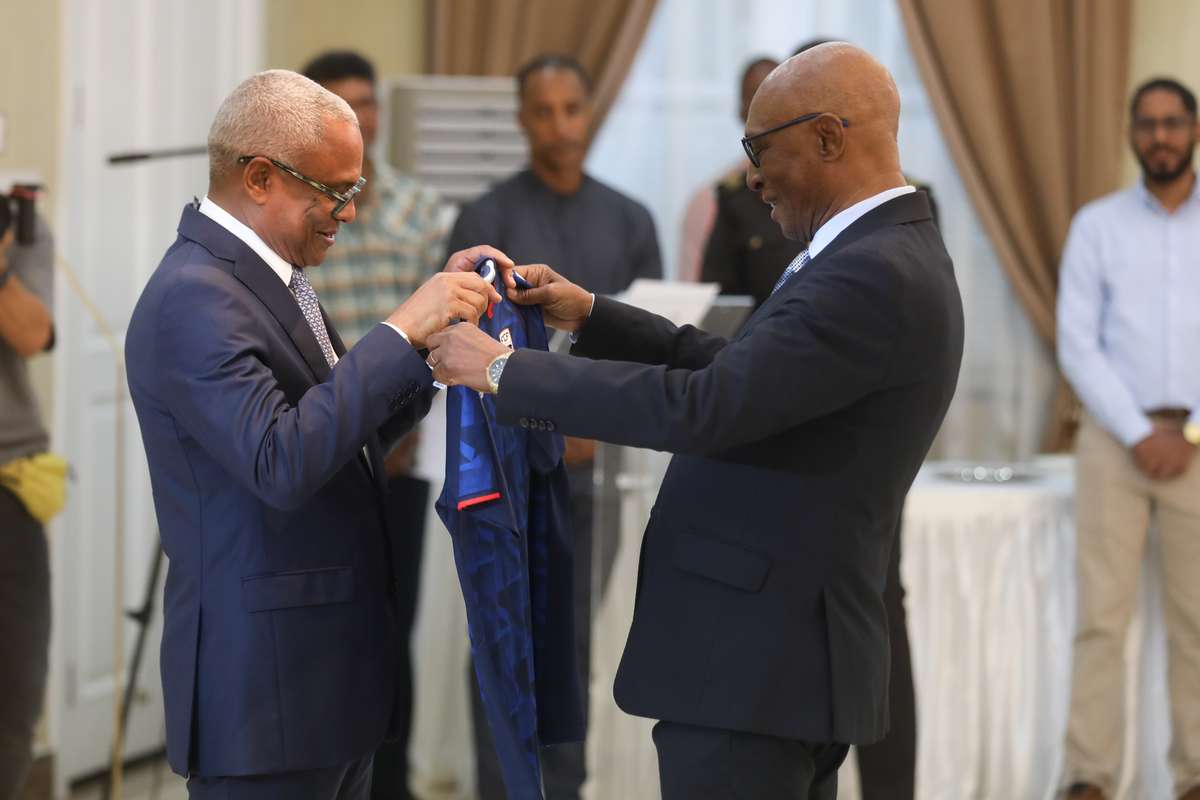 Mundial-2026: Presidente de Cabo Verde condecora equipa nacional após histórica qualificação