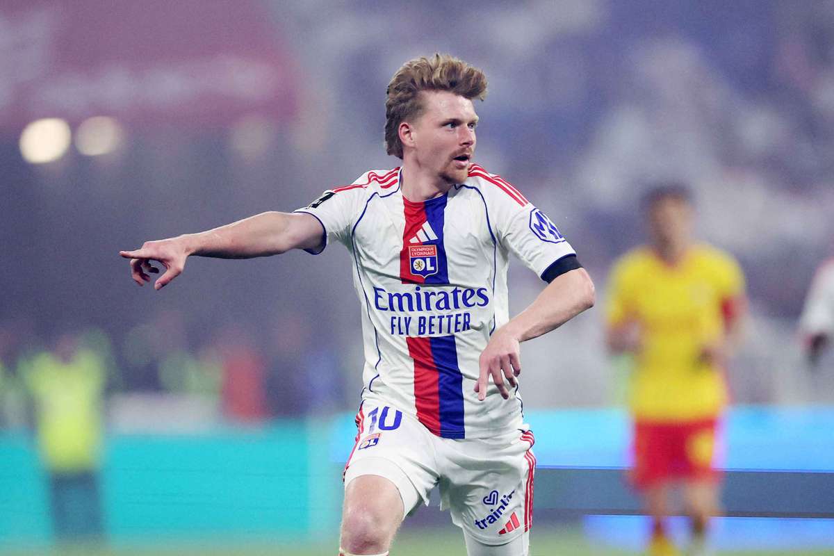 Pavel Šulc pode sair do Lyon de Paulo Fonseca para o Como