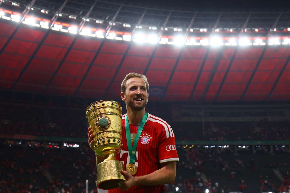 Uli Hoeness desvaloriza interesse catalão em Harry Kane: "O Barcelona não tem dinheiro"
