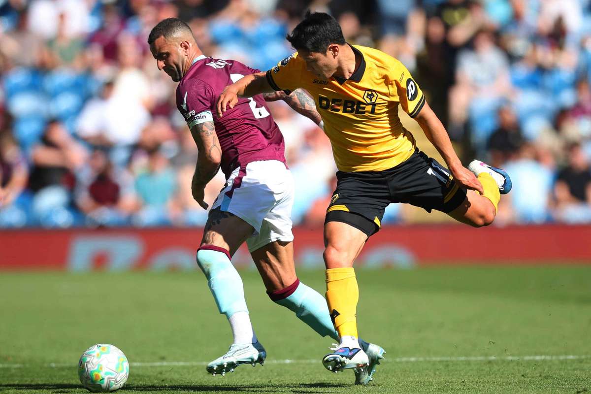Relegated duo Burnley and Wolves share spoils as both drop into Championship