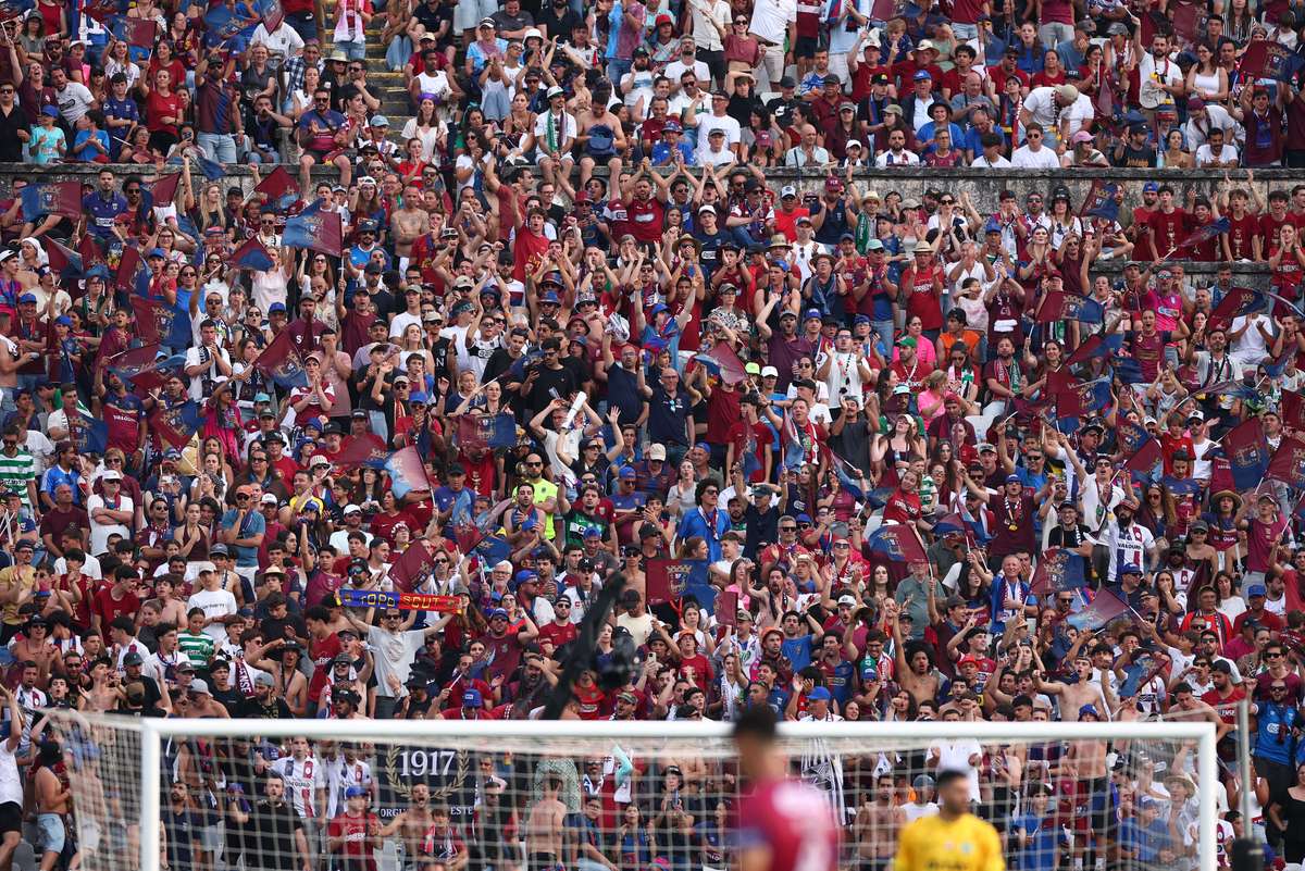 Taça de Portugal: Torres Vedras nas ruas para festejar triunfo histórico do Torreense